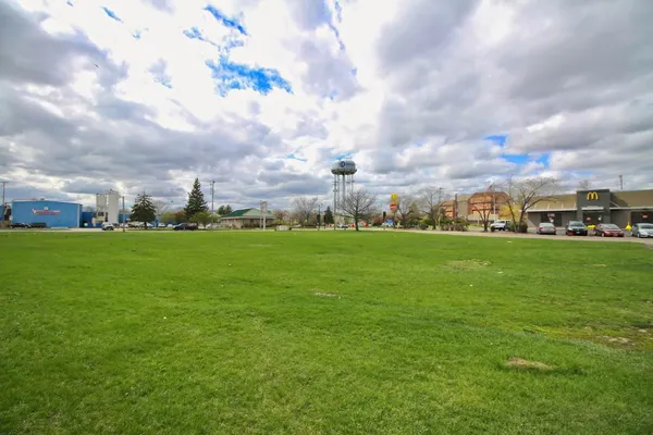 $79,900 | 127 South Blackhawk, South Beloit, IL 61080