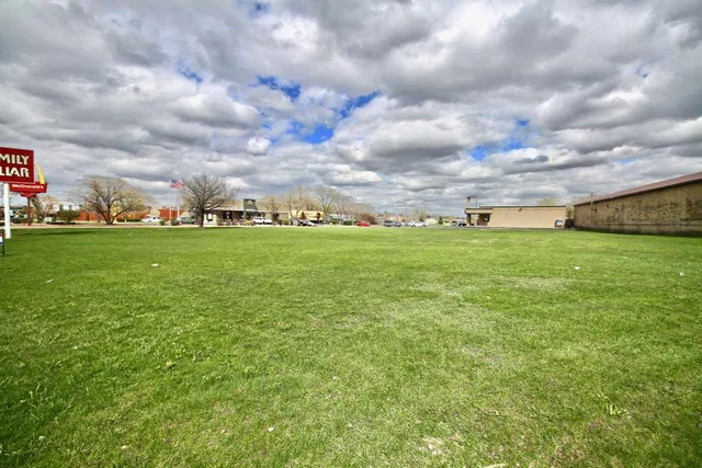 $79,900 | 127 South Blackhawk, South Beloit, IL 61080