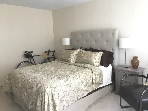 $2,900 | 5445 North Sheridan Road, Unit 2702, Chicago, IL 60640