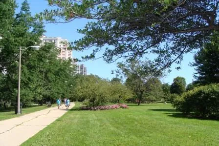 $2,900 | 5445 North Sheridan Road, Unit 2702, Chicago, IL 60640