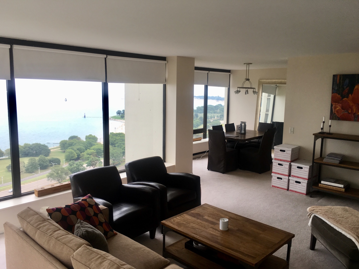 5445 North Sheridan Road, Unit 2702 Chicago, IL 60640 - Photo 3 of 24