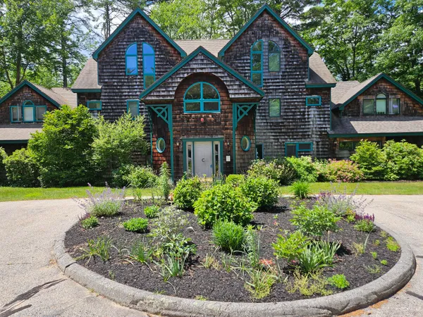 $355,000 | 131 Temple Avenue, Unit 10, Old Orchard Beach, ME 04063
