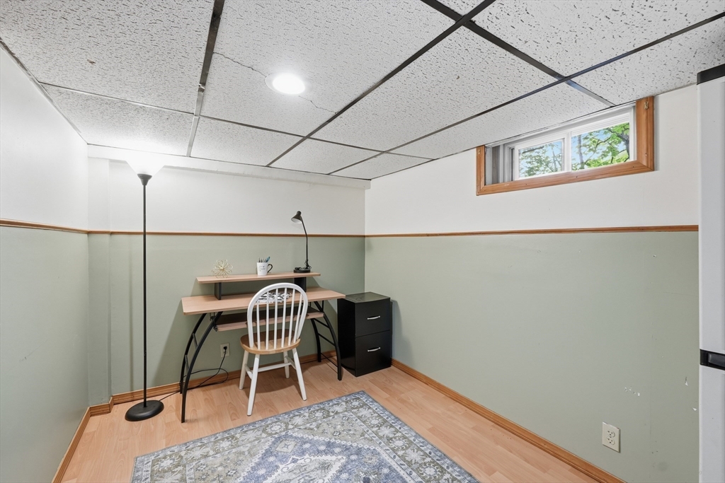 39 North Common Road Westminster, MA 01473 - Photo 28 of 37