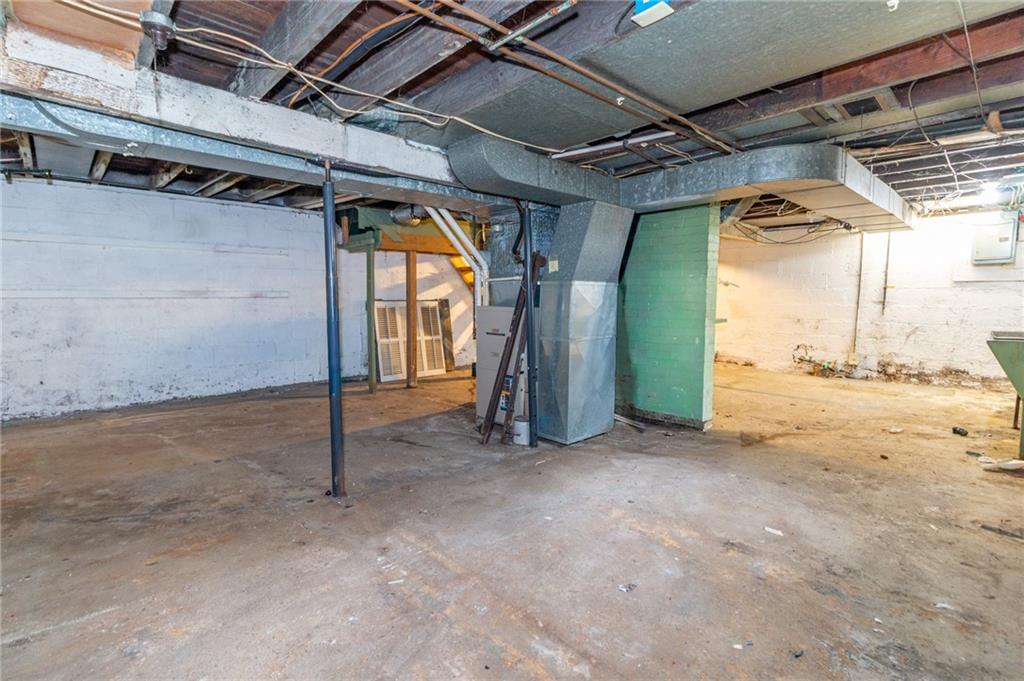 349 Orchard Street Springdale, PA 15144 - Photo 21 of 27 a view of empty room