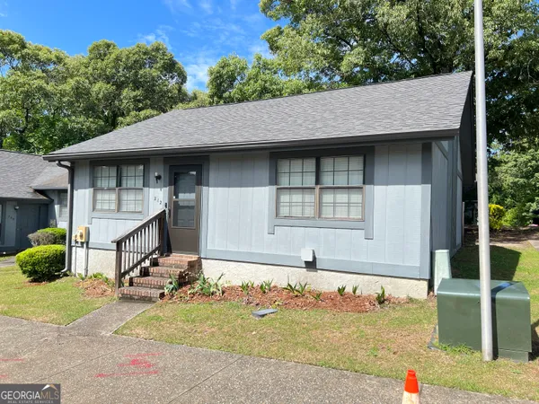 $110,000 | 212 Tallulah Trail, Unit 1, Warner Robins, GA 31088