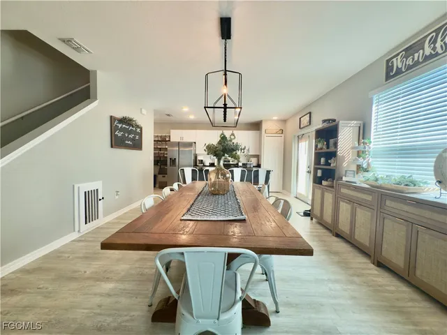 $548,000 | 713 Northwest 37th Place, Cape Coral, FL 33993