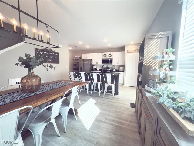 $548,000 | 713 Northwest 37th Place, Cape Coral, FL 33993