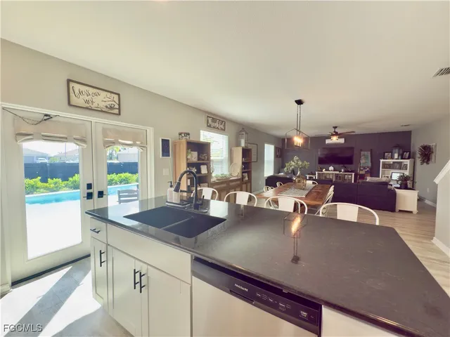 $548,000 | 713 Northwest 37th Place, Cape Coral, FL 33993