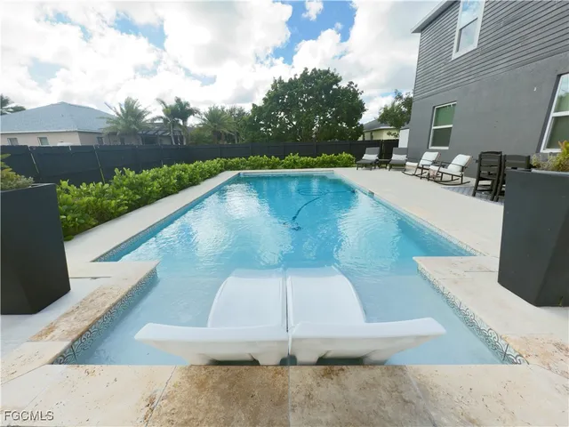 $548,000 | 713 Northwest 37th Place, Cape Coral, FL 33993