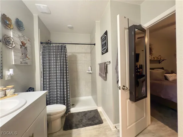 $548,000 | 713 Northwest 37th Place, Cape Coral, FL 33993