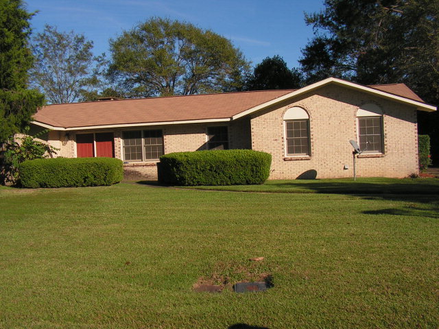 1506 Springhill Terrace Dothan, AL 36303 - Photo 1 of 1 Main View