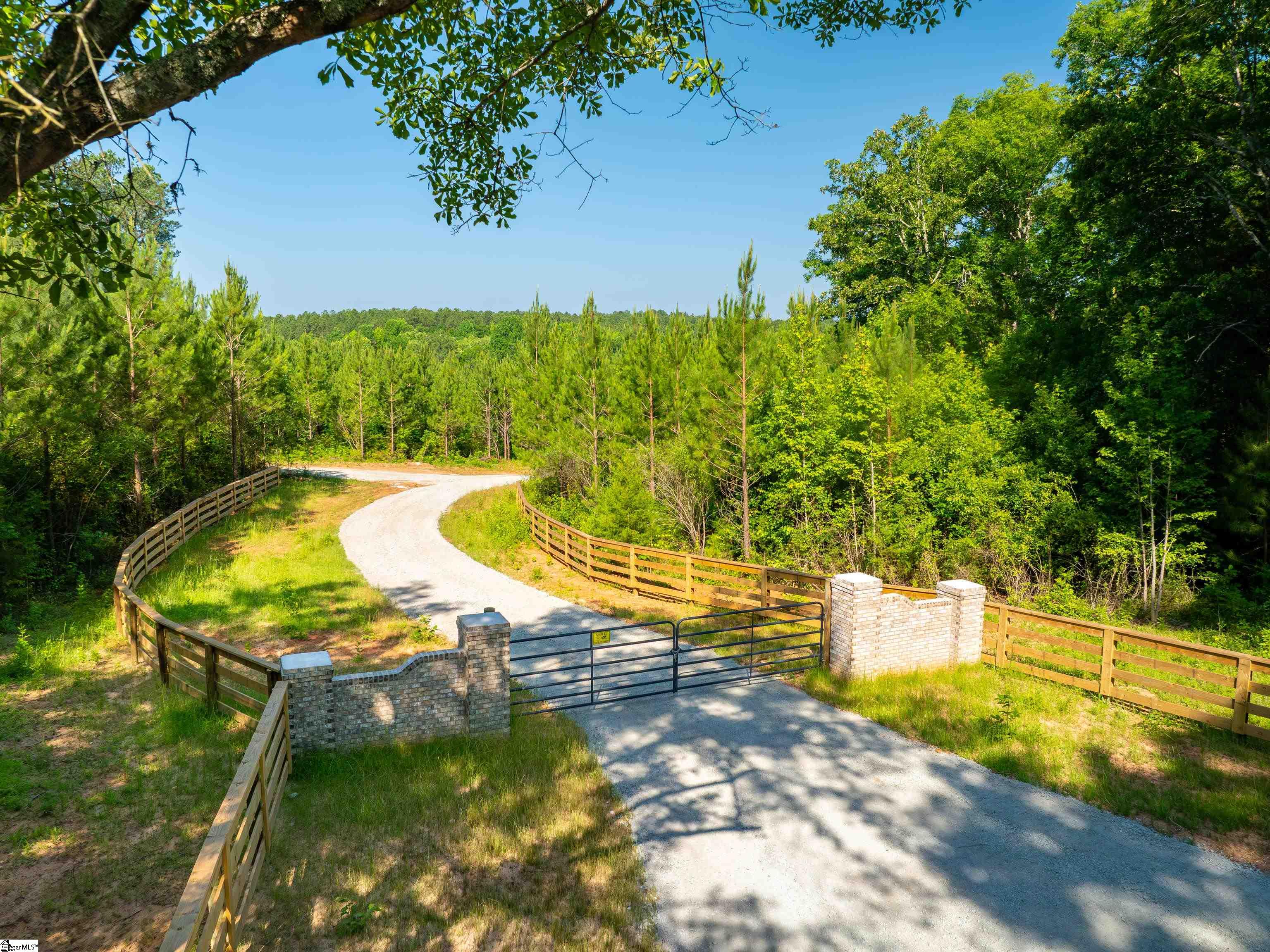 1332 Arnold Lane Waterloo, SC 29384 - Photo 1 of 40