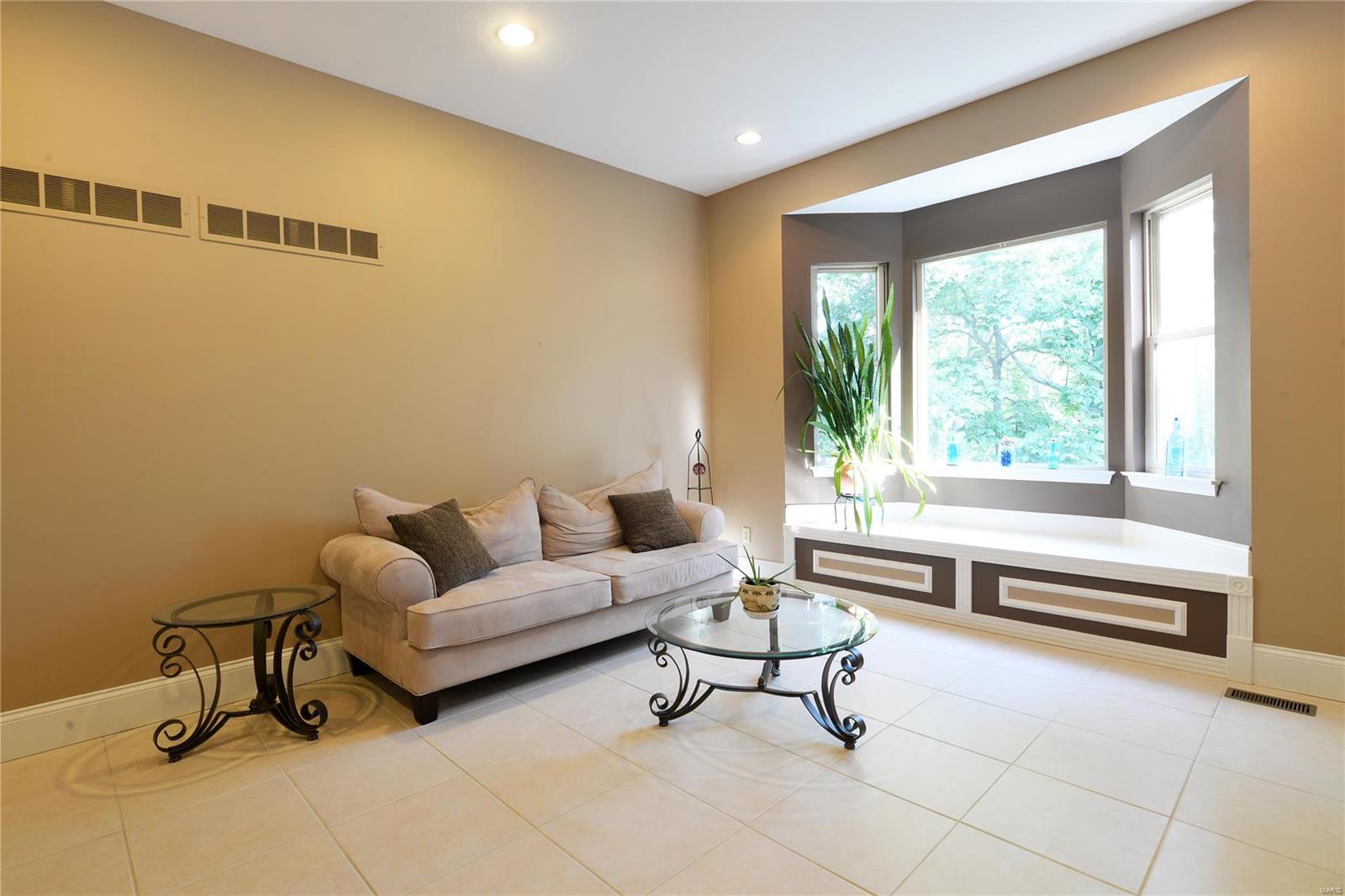 809 Wildflower Valley Road High Ridge, MO 63049 - Photo 13 of 68