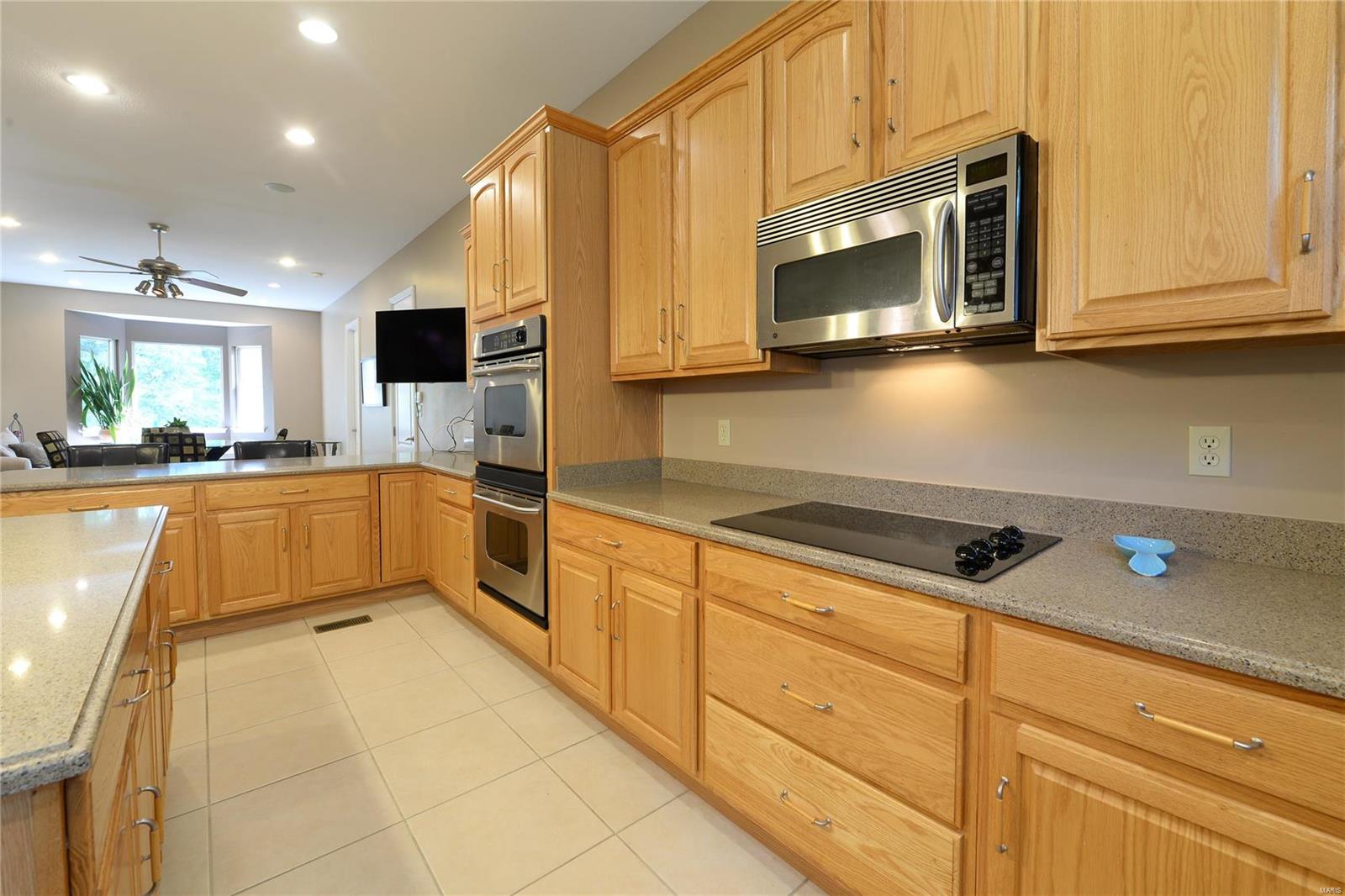 809 Wildflower Valley Road High Ridge, MO 63049 - Photo 23 of 68