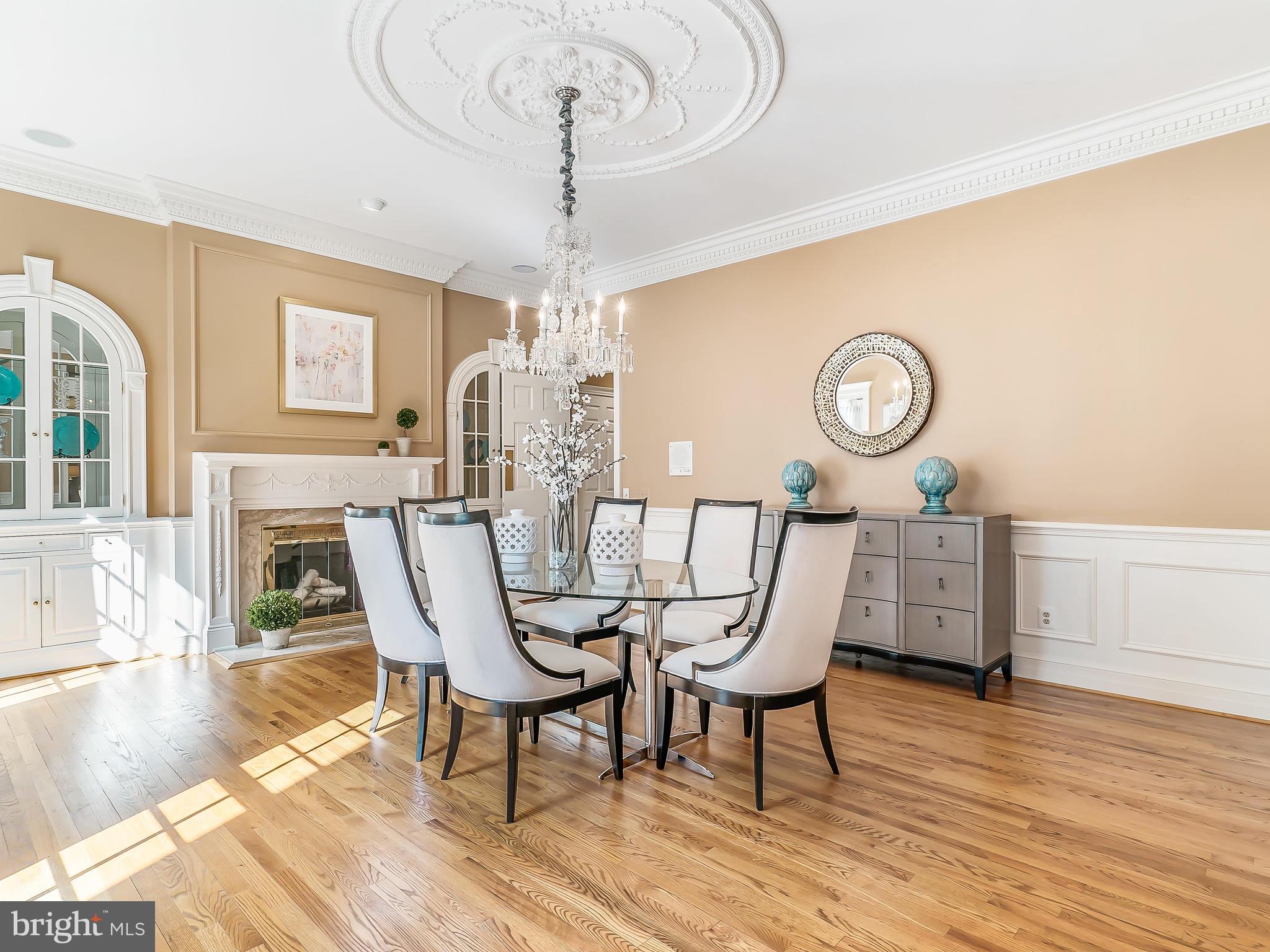 10828 Lockland Road Potomac, MD 20854 - Photo 32 of 56 DINING ROOM