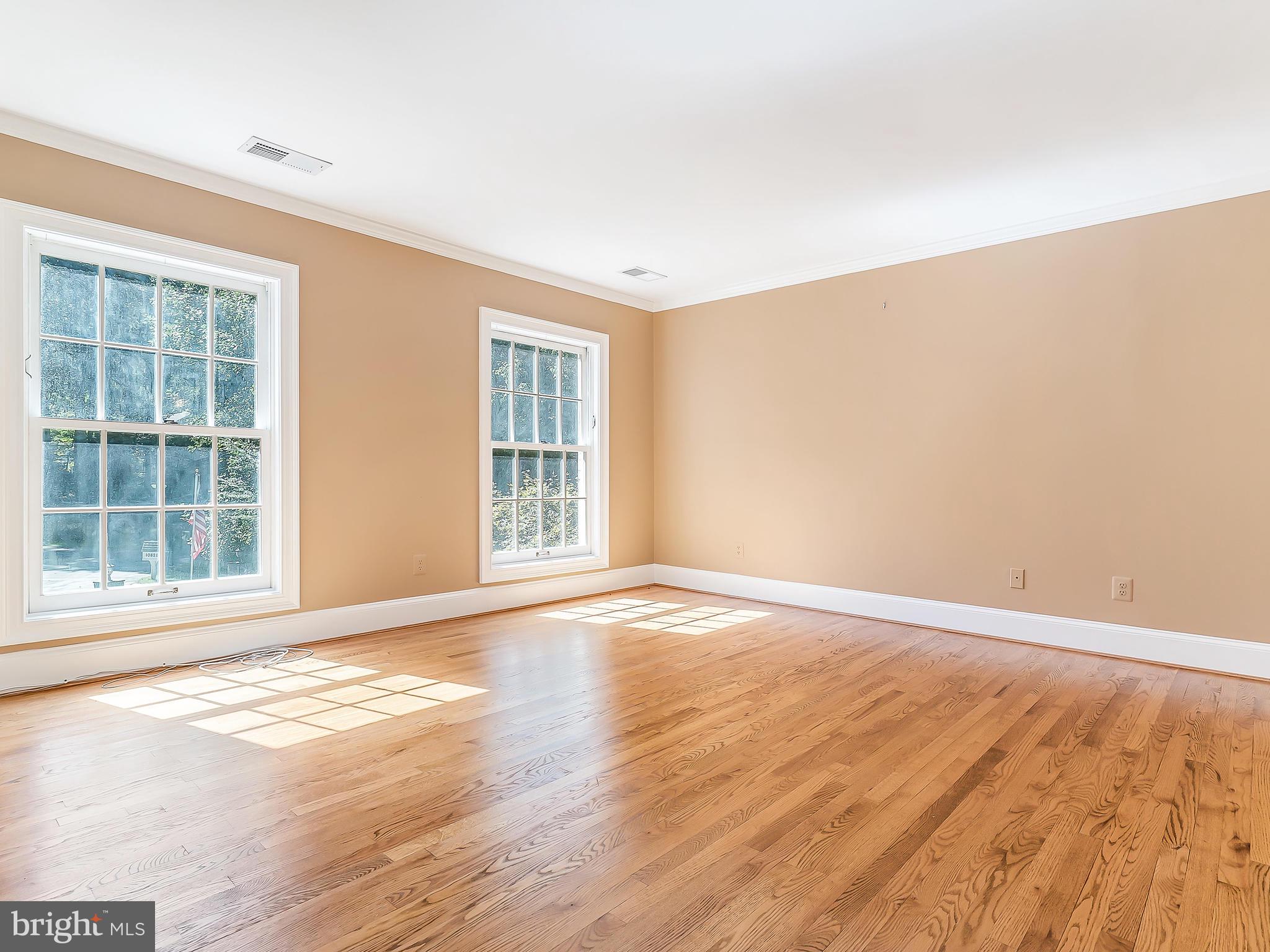 10828 Lockland Road Potomac, MD 20854 - Photo 48 of 56