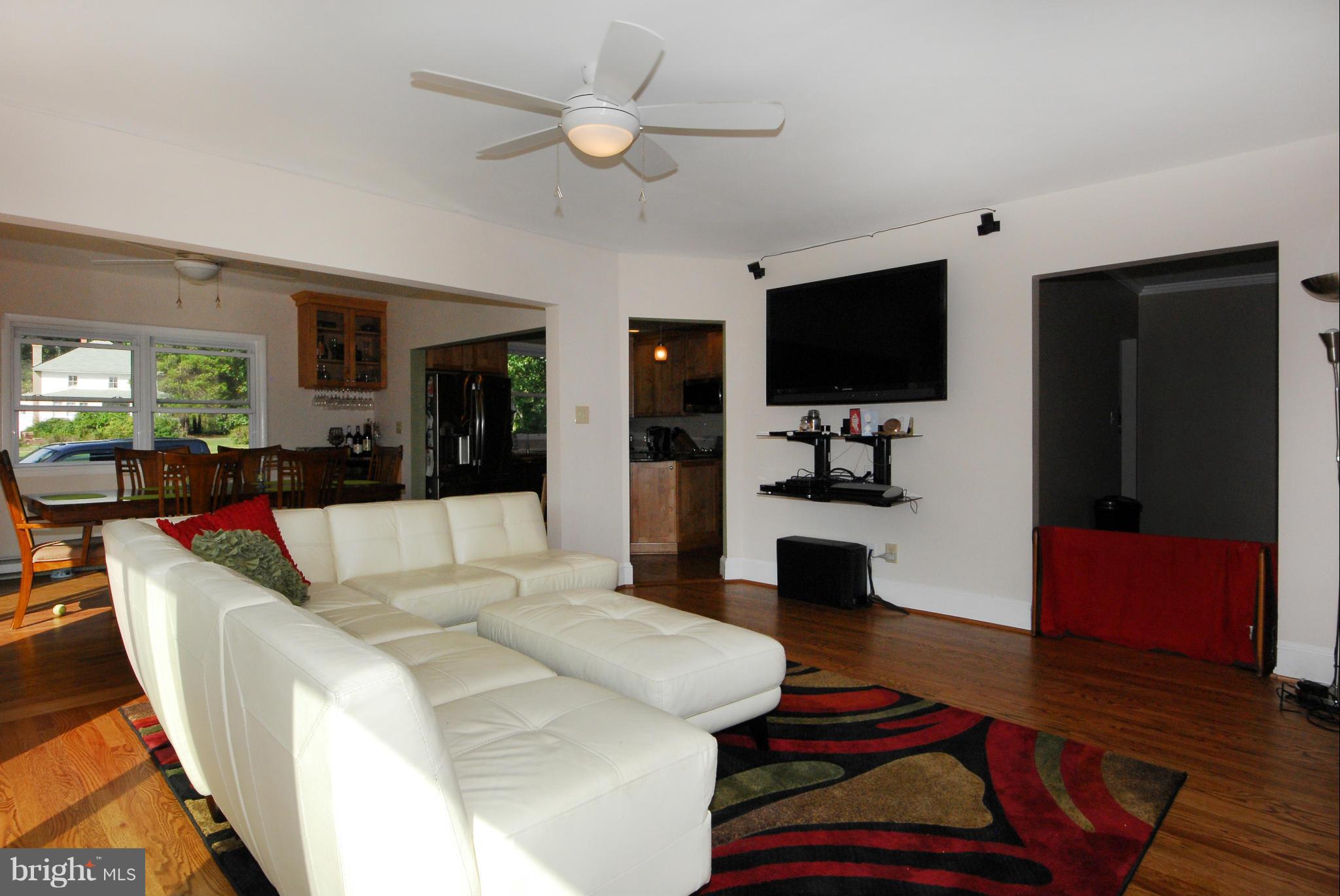 1307 Mayo Road Edgewater, MD 21037 - Photo 8 of 20 Family Room with wood floors