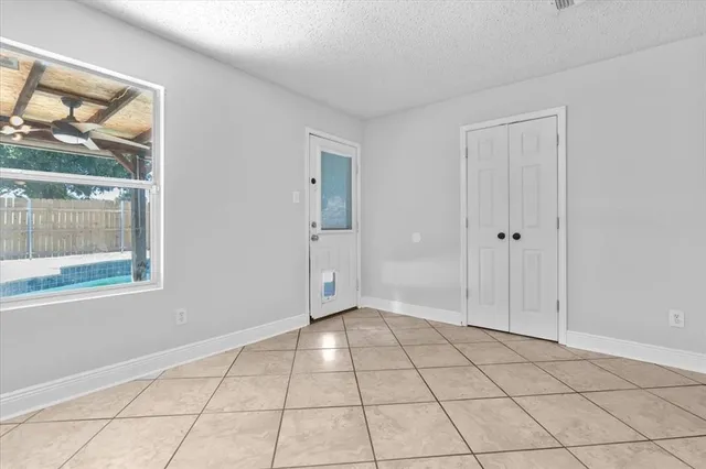 $2,295 | 1014 Mazourka Drive, Arlington, TX 76001