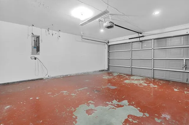 $2,295 | 1014 Mazourka Drive, Arlington, TX 76001