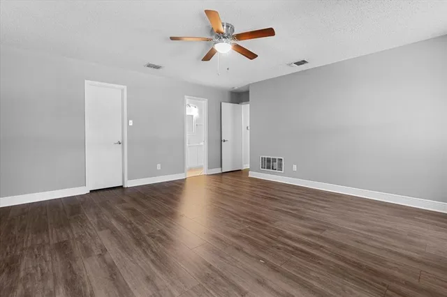 $2,295 | 1014 Mazourka Drive, Arlington, TX 76001