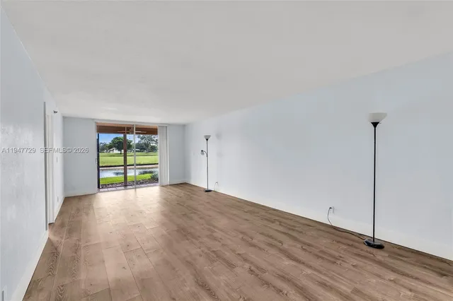 $2,300 | 3100 West Rolling Hills Circle, Unit 109, Davie, FL 33328