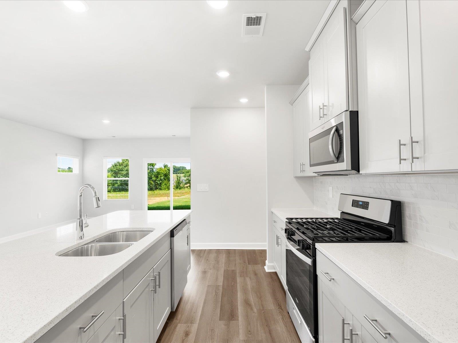 709 Whitebark Drive Pendleton, SC 29670 - Photo 9 of 35