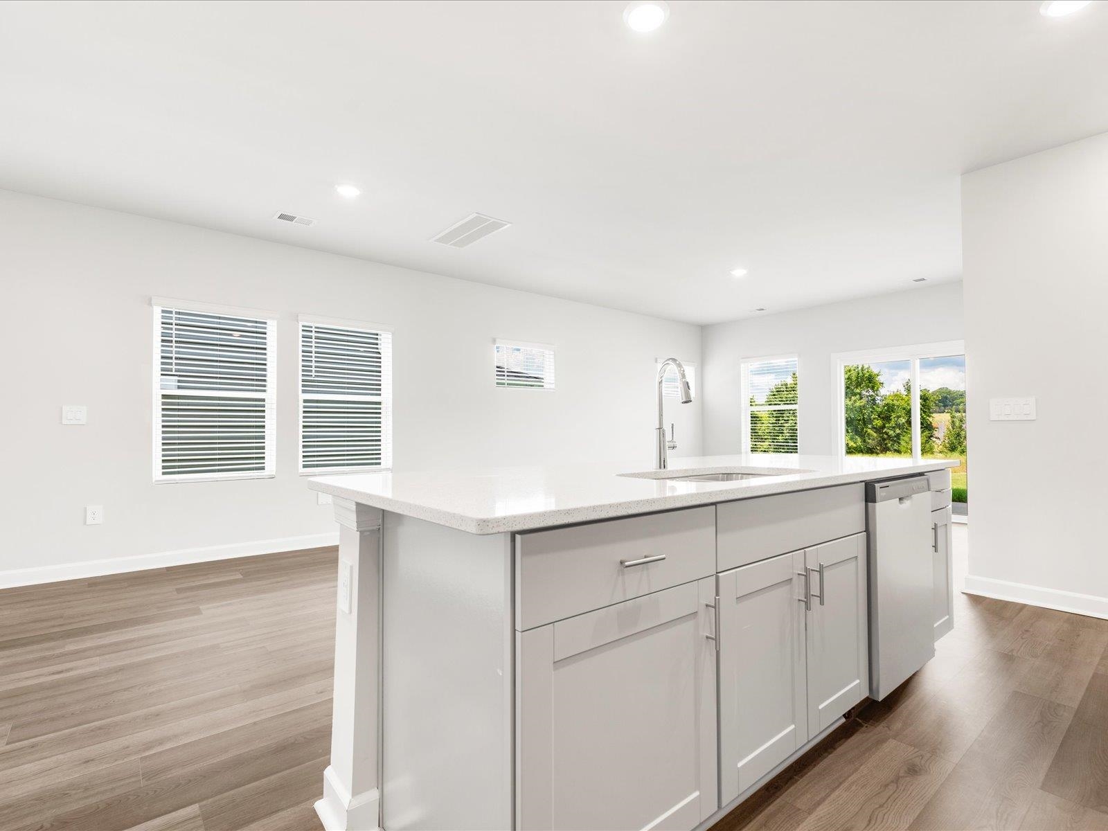 709 Whitebark Drive Pendleton, SC 29670 - Photo 10 of 35