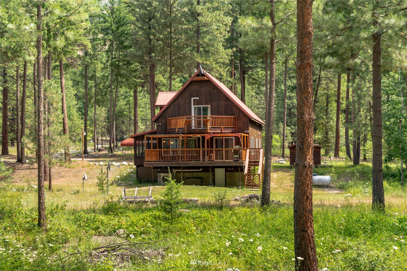 15350 Entiat River Road Entiat, WA 98822 - Photo 1 of 40