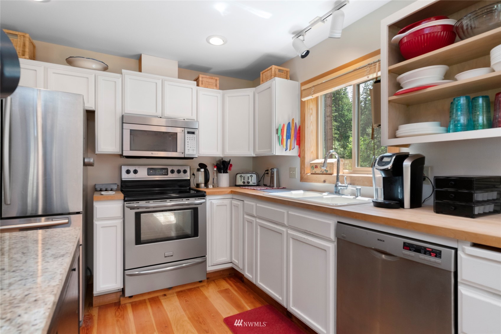 15350 Entiat River Road Entiat, WA 98822 - Photo 14 of 40