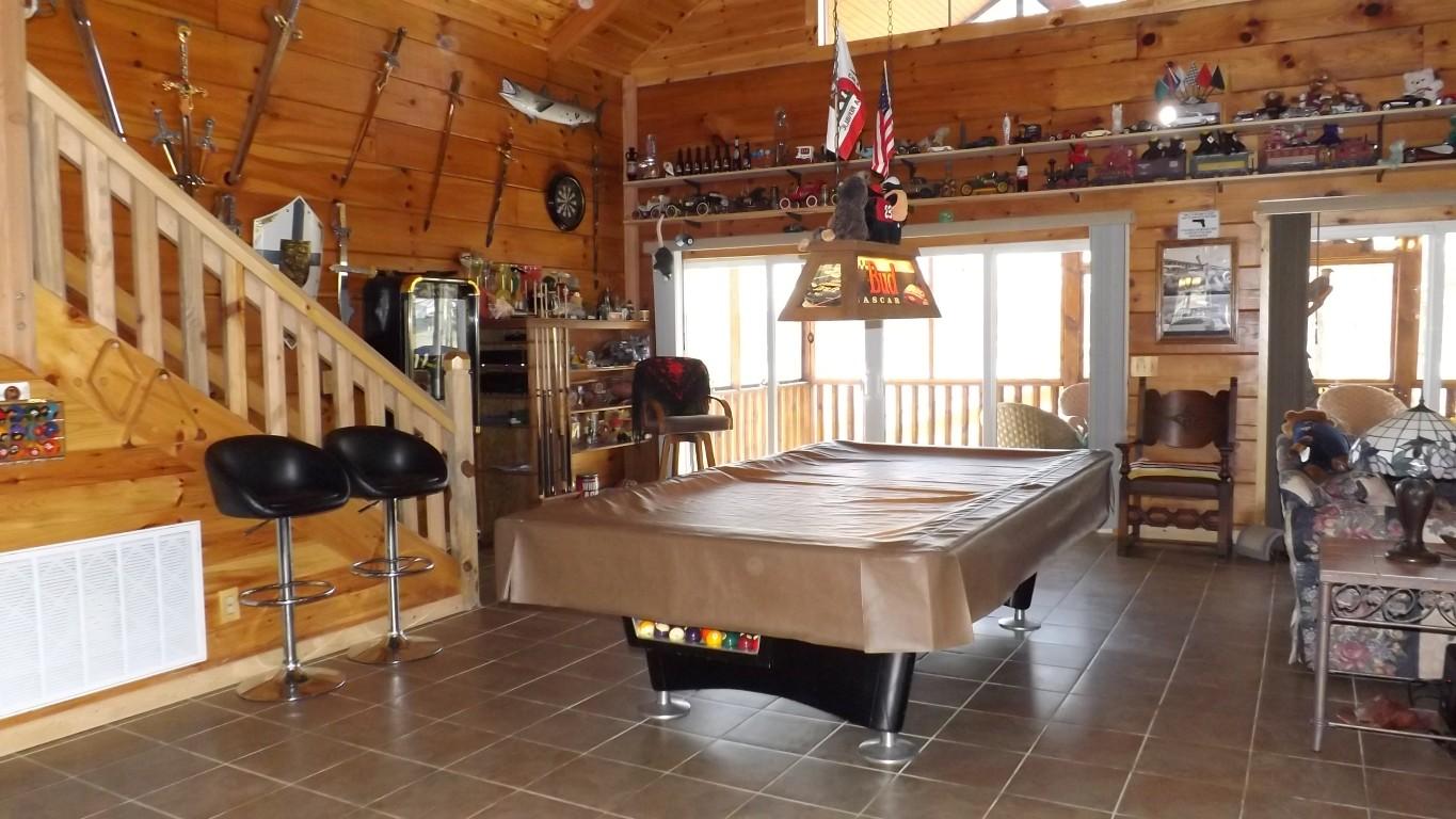 1042 Pin Hook Road, Unit 9 Spring City, TN 37381 - Photo 11 of 45 pool table in great room