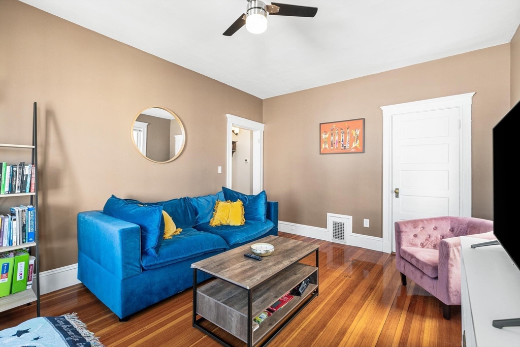53 Mt Ida Road, Unit 2 Boston, MA 02122 - Photo 6 of 21 Gallery Image 6