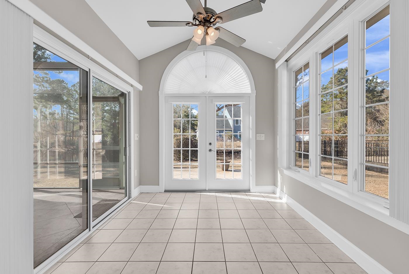 23 Easter Lilly Court Murrells Inlet, SC 29576 - Photo 11 of 46