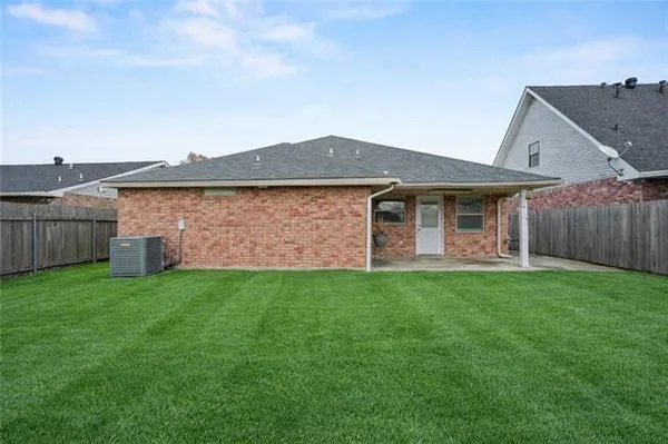 $225,000 | 4524 Ehrhard Drive, Meraux, LA 70075