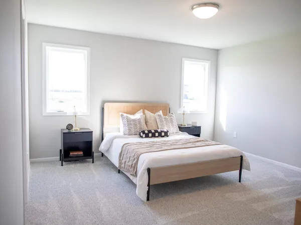 $499,999 | 10219 73rd Street South, Horace, ND 58047