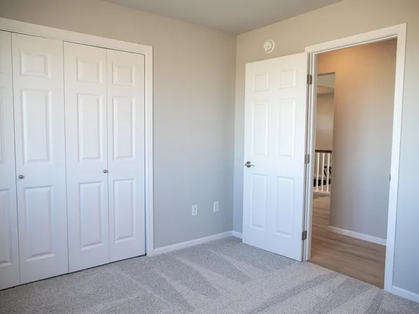 $499,999 | 10219 73rd Street South, Horace, ND 58047