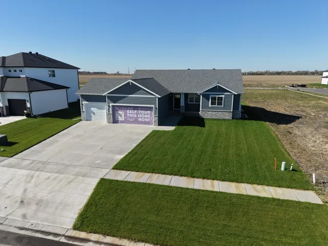 $519,999 | 10219 73rd Street South, Horace, ND 58047