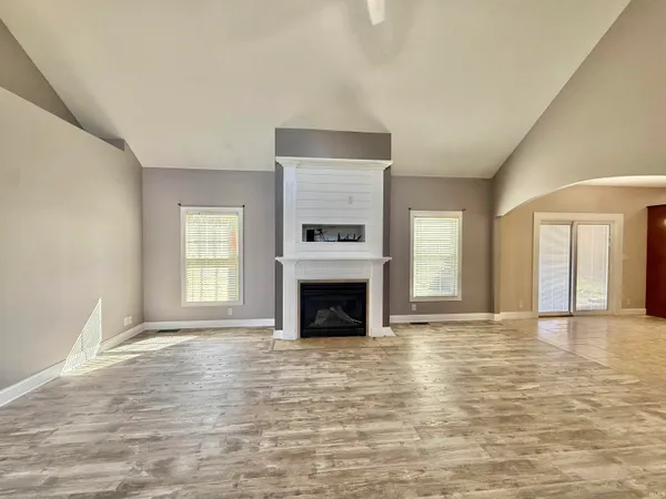 $745,000 | 7777 Scottsdale Drive, Newburgh, IN 47630