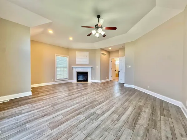 $714,900 | 7777 Scottsdale Drive, Newburgh, IN 47630