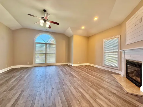 $745,000 | 7777 Scottsdale Drive, Newburgh, IN 47630