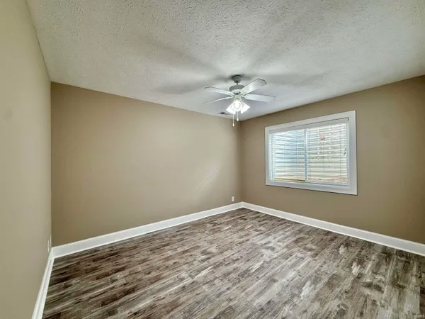 $714,900 | 7777 Scottsdale Drive, Newburgh, IN 47630