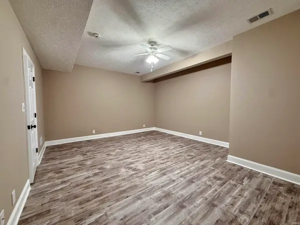 $714,900 | 7777 Scottsdale Drive, Newburgh, IN 47630