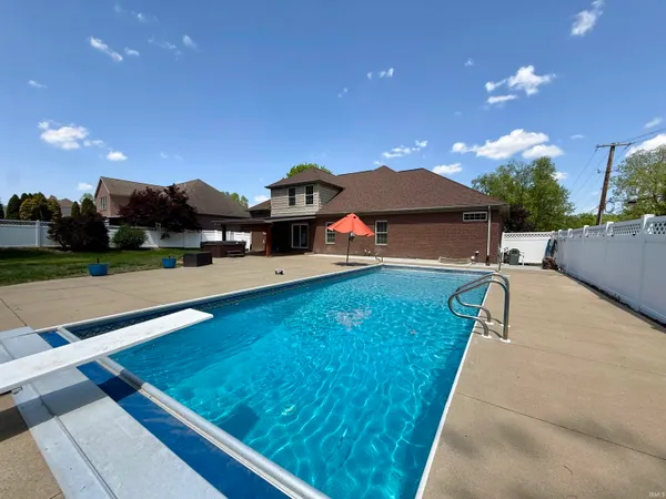 $714,900 | 7777 Scottsdale Drive, Newburgh, IN 47630