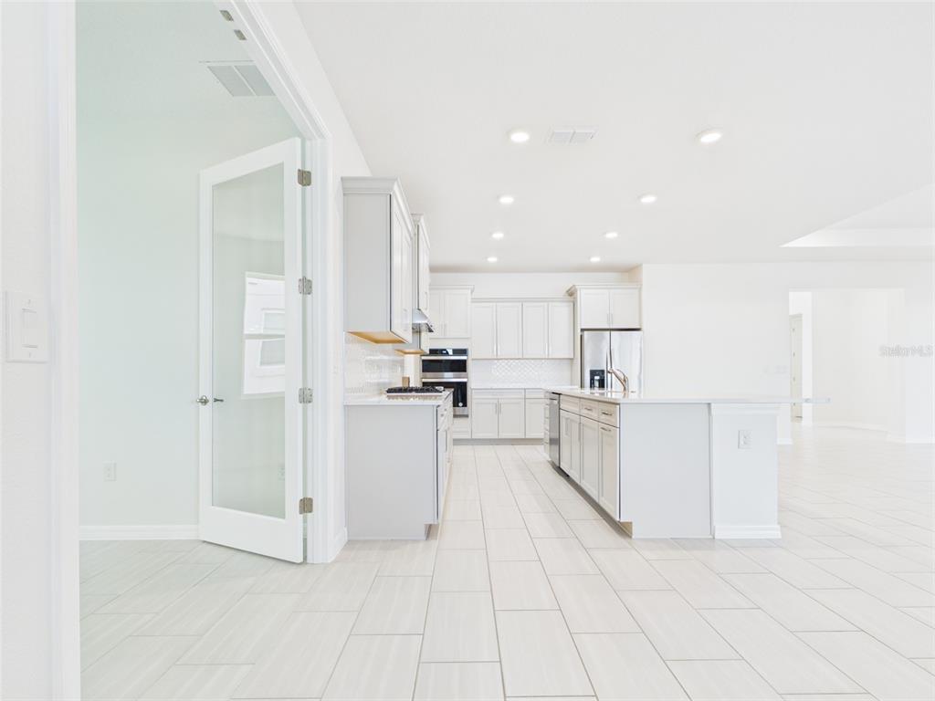 7687 Southwest 63rd Pl Road Ocala, FL 34474 - Photo 26 of 65