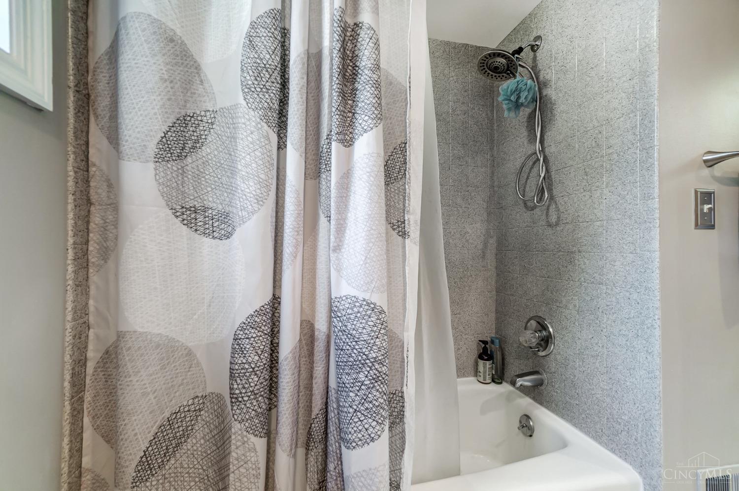 5548 Foley Road Cincinnati, OH 45238 - Photo 53 of 87 Gallery Image 53