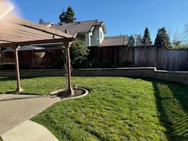 a view of an outdoor space