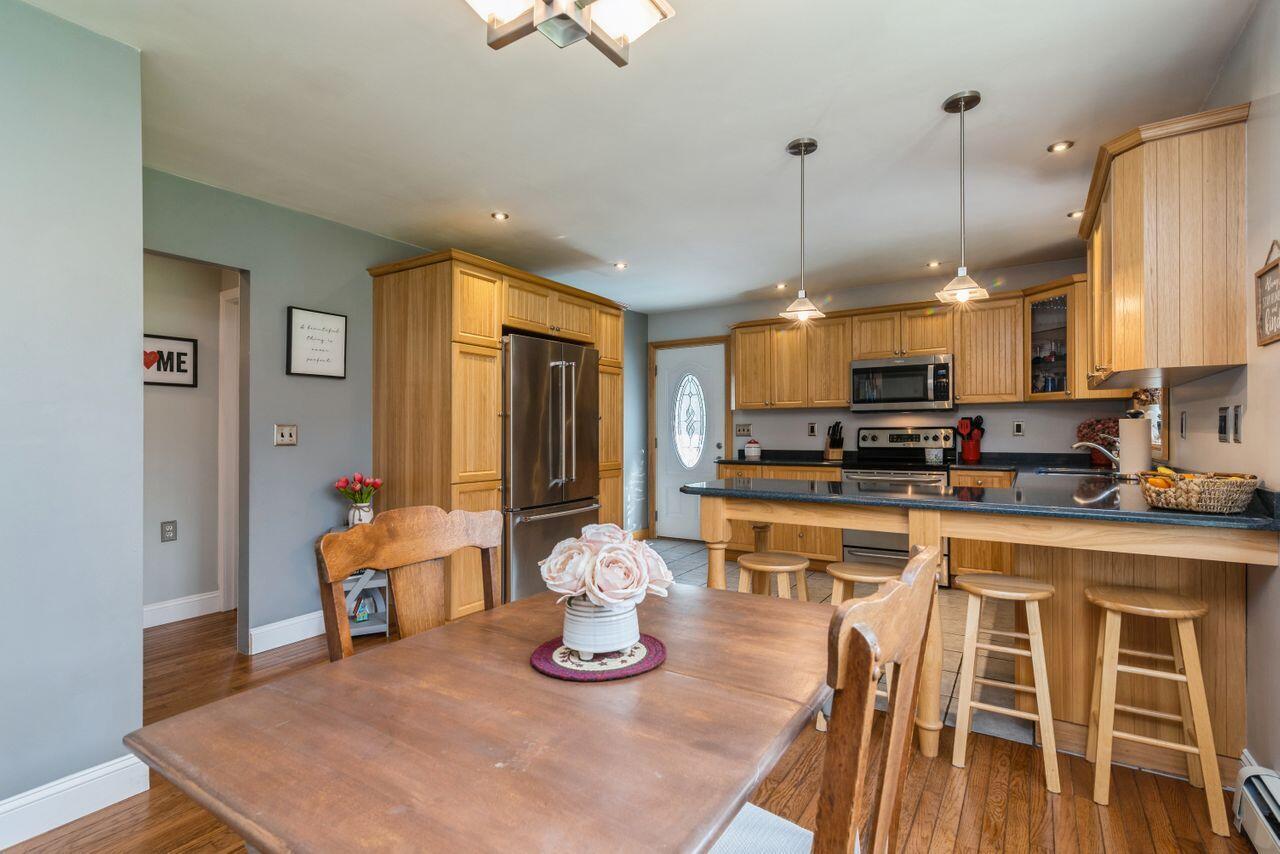 577 Hollis Road Biddeford, ME 04005 - Photo 14 of 55 29_577HollisRd_2030_HiRes