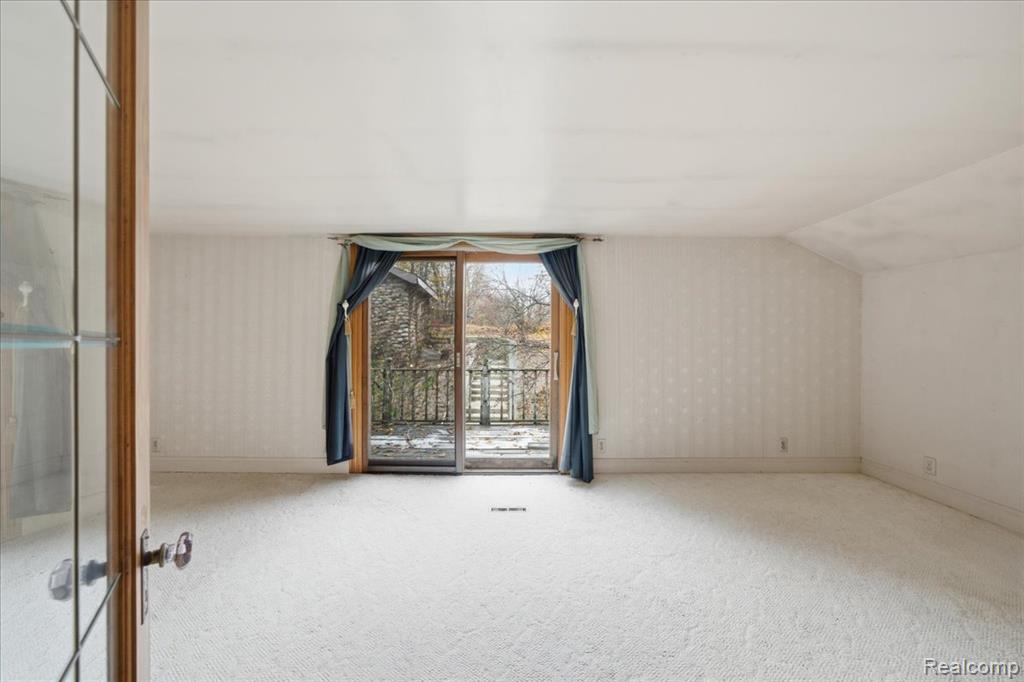 5896 Silver Birch Road Ortonville, MI 48462 - Photo 32 of 76