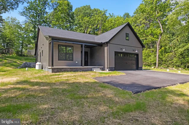 $485,000 | 13 Connie Trail, Fairfield, PA 17320