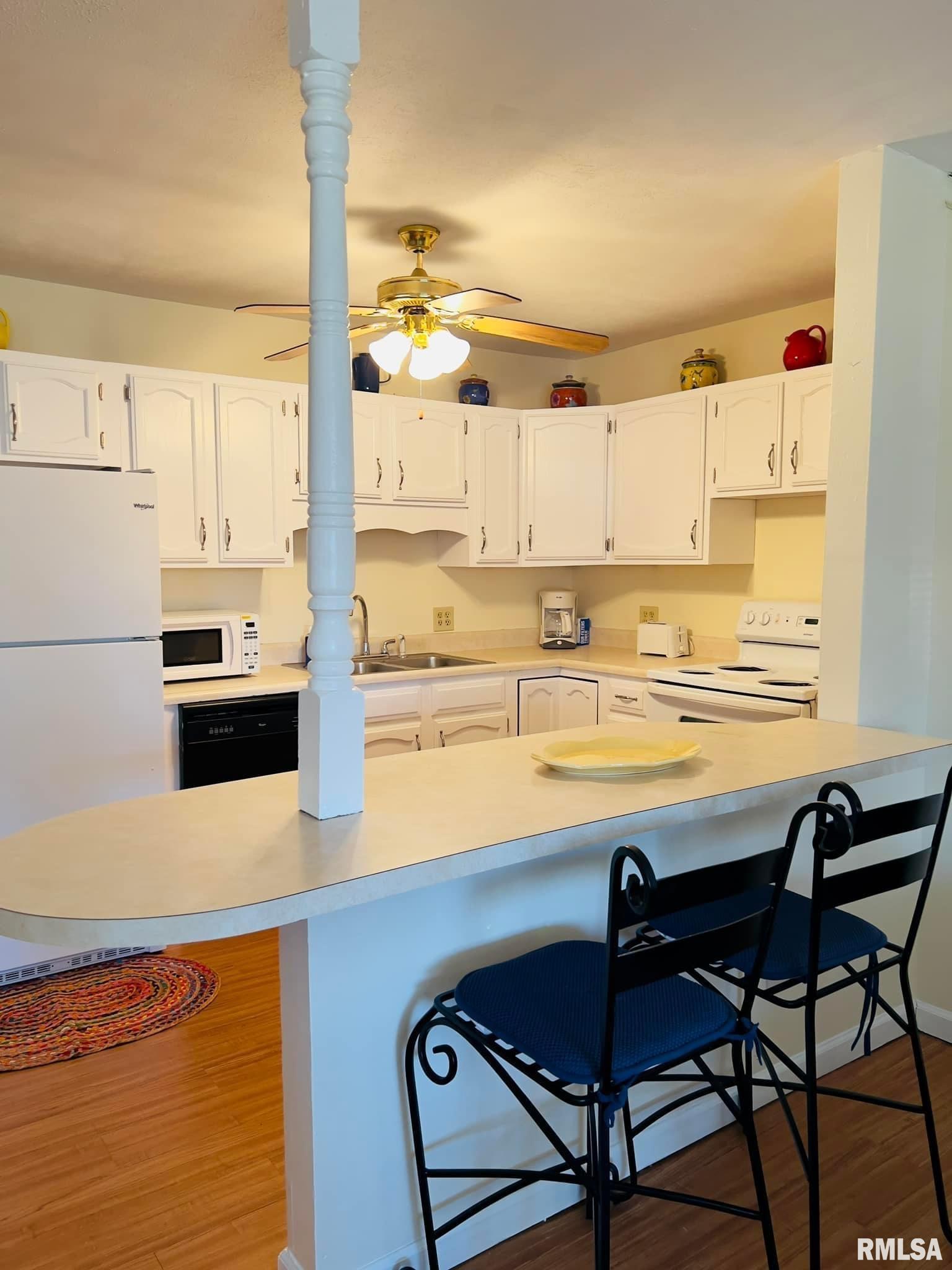 10253 Samuel Road Carterville, IL 62918 - Photo 6 of 18 Gallery Image 6