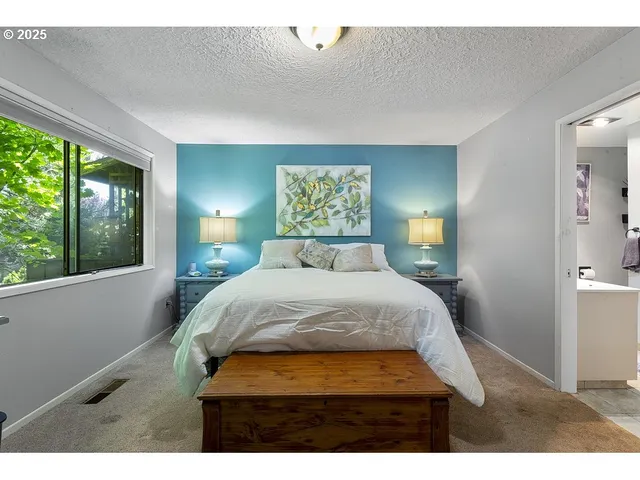 $358,000 | 14729 Northeast Stanton Court, Portland, OR 97230